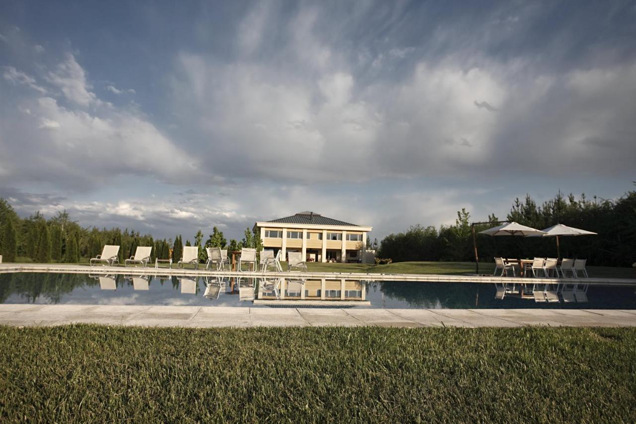 Estancia Mendoza Wine Hotel Tunuyán Exterior foto